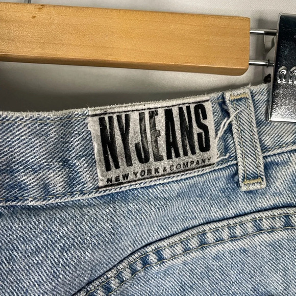 New York Jeans Light Wash Boot Cut Jeans - Picture 2 of 6